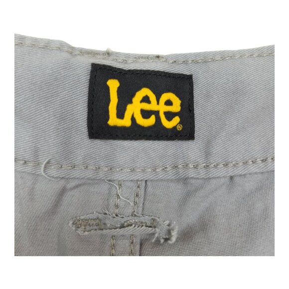 Lee Mens Regular Fit Cargo Shorts Gray Size 42 Cotton 7" Inseam Secure Pockets - Picture 6 of 10